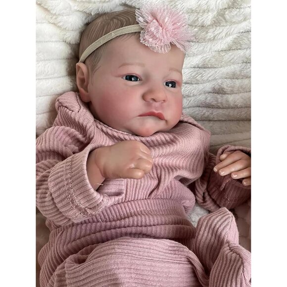 🆕 Reborn Baby Doll Pink Crafted Silicone Vinyl Full Body Anatomically Correct - Picture 5 of 6